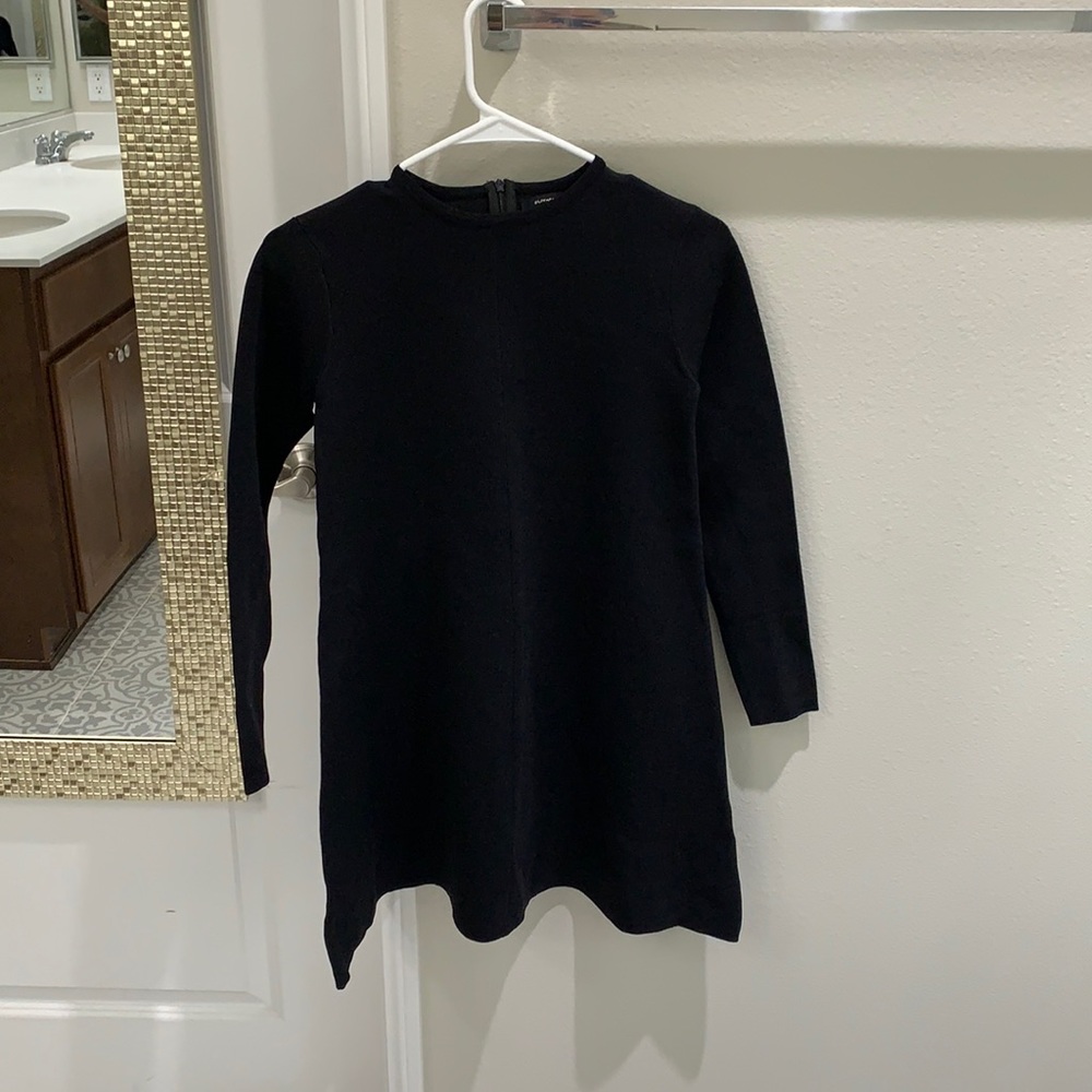 Olivaceous long sleeve black dress